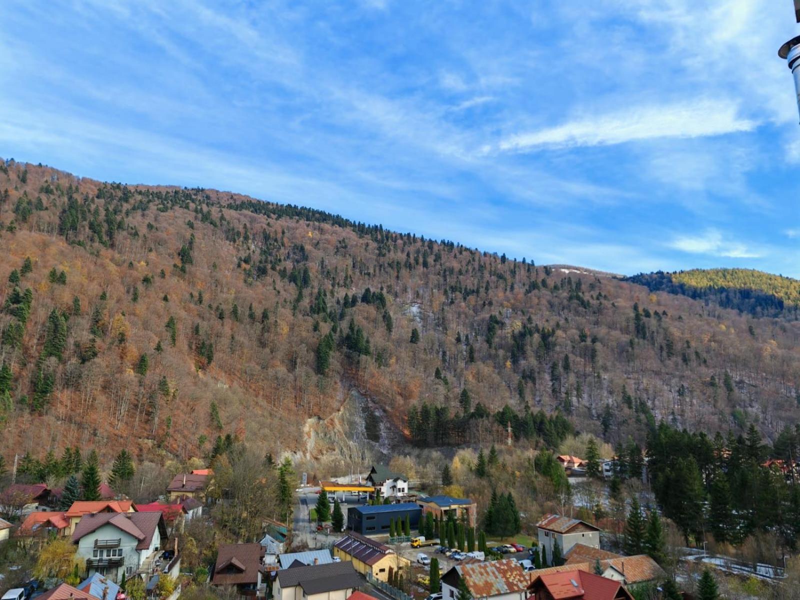 Appartamento Apartament Panoramic View Sinaia Esterno foto